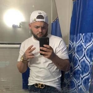 Meet your Posher, Enrique